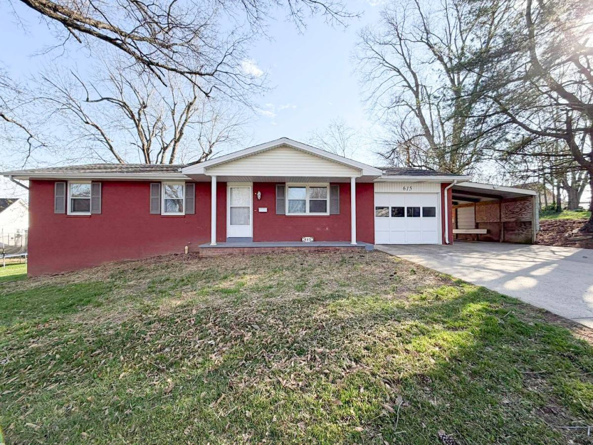 House for rent at 615 Oak St, Jackson, MO 63755