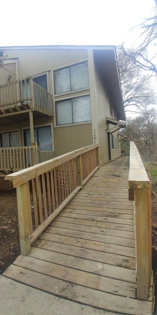Apartment for rent at 1218 Holik Dr, College Station, TX 77840