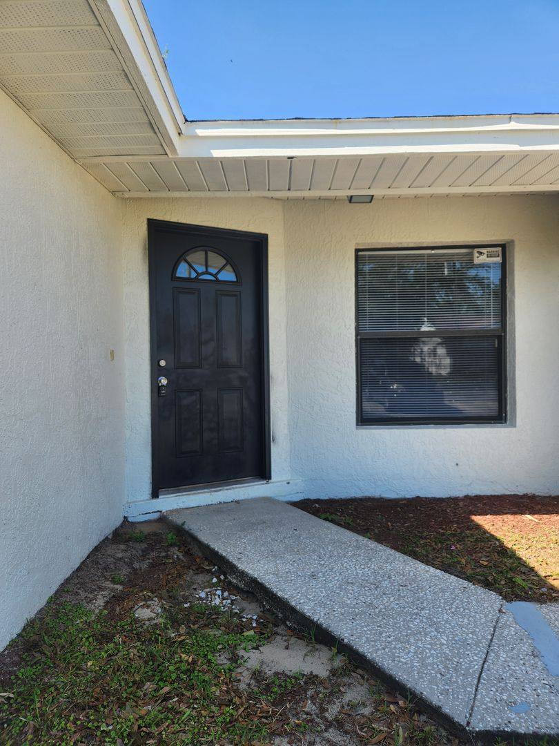 House for rent at 661 N Delmonte Court, Kissimmee, FL 34758