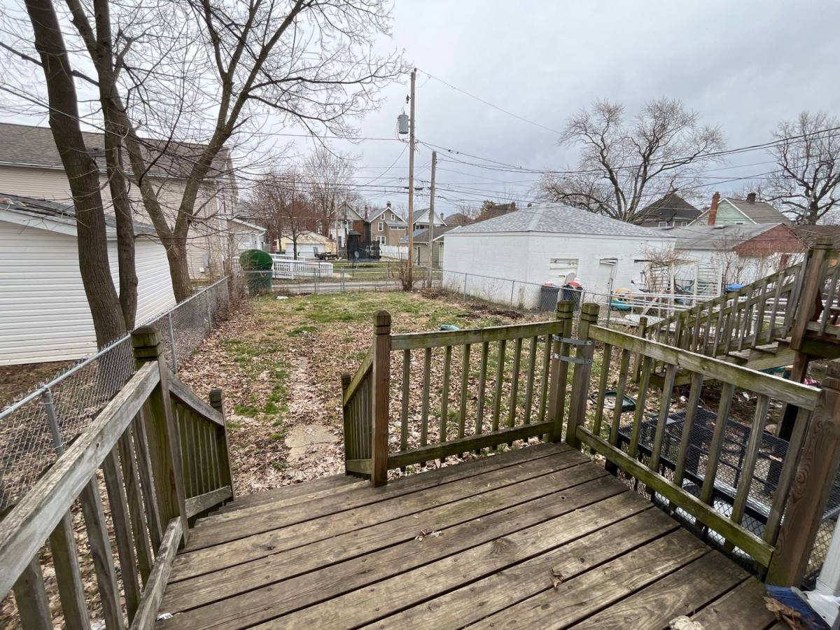 Apartment for rent at 968-970 Wilson Ave, Columbus, OH 43206
