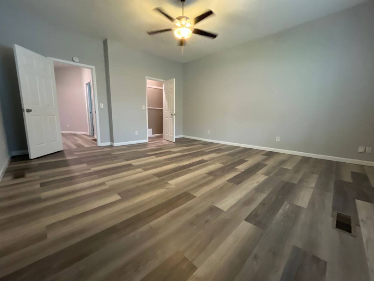 Apartment for rent at 968-970 Wilson Ave, Columbus, OH 43206