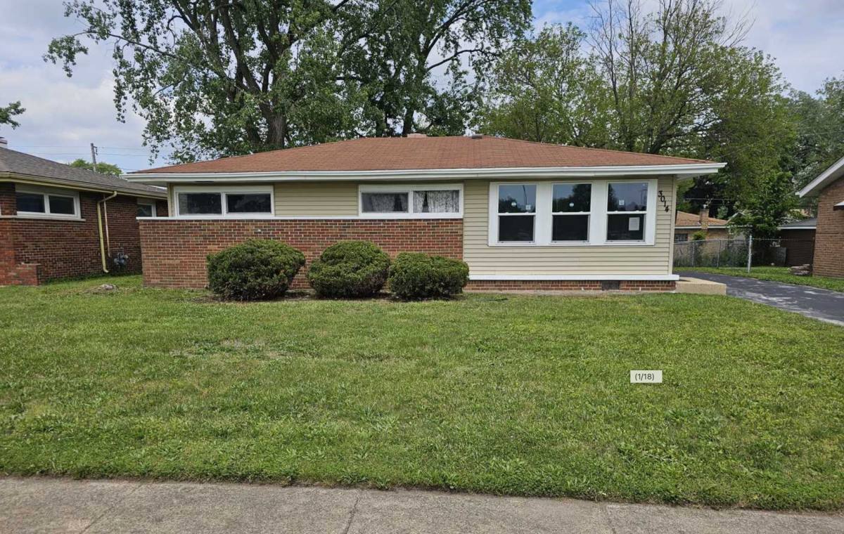 House for rent at 3014 W 163rd St, Markham, IL 60428