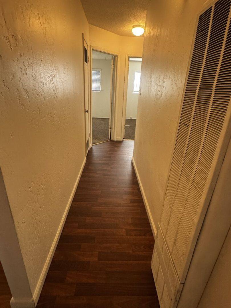 Apartment for rent at 425 S 3rd Ave, Oakdale, CA 95361