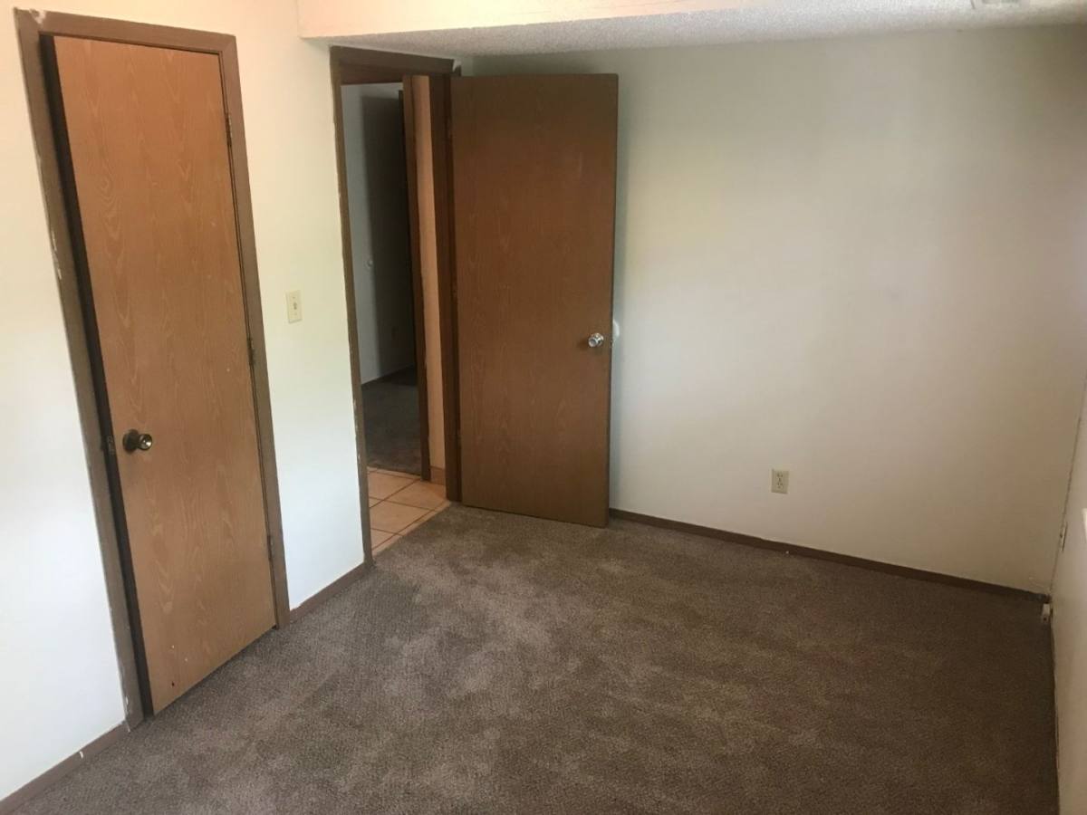 Apartment for rent at 630 Michigan St, Lawrence, KS 66044