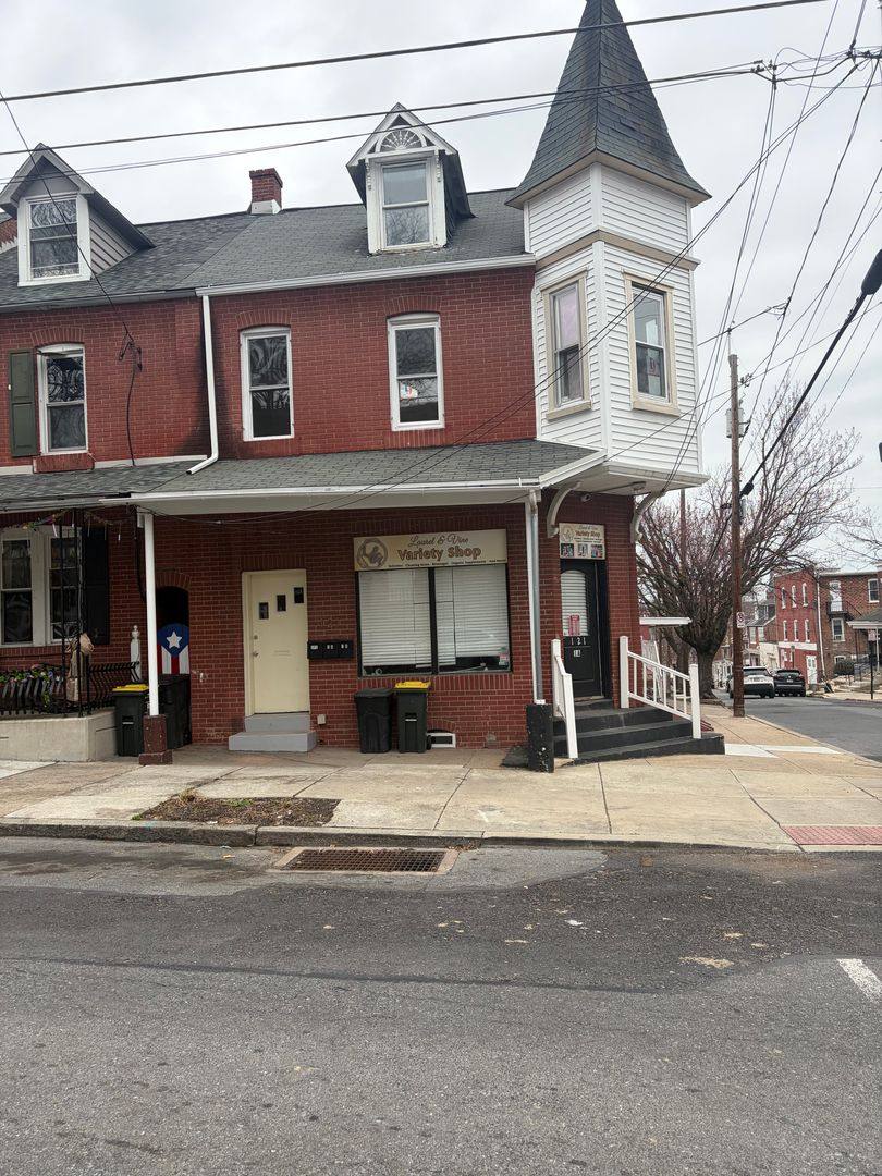 Apartment for rent at 121 Laurel St, Lancaster, PA 17603