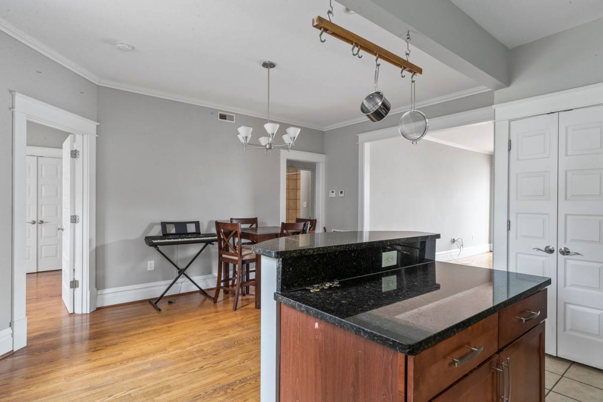Apartment for rent at 705 Interdrive, Saint Louis, MO 63130