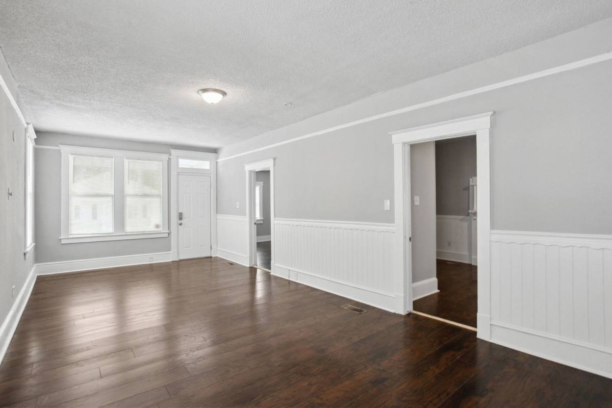 House for rent at 923 W Victory Dr, Savannah, GA 31405