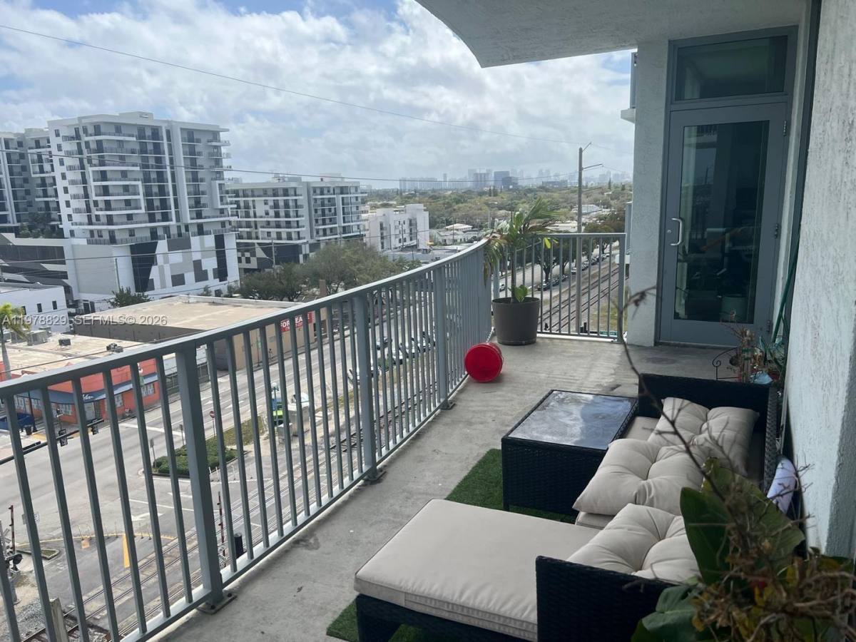 Condo for rent at 140 S Dixie Highway 719, Hollywood, FL 33020