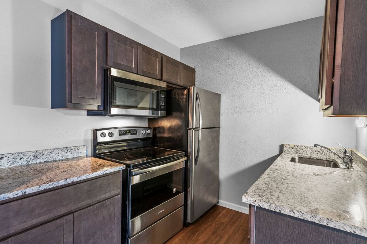 Apartment for rent at 5825 SW Ave, Saint Louis, MO 63139
