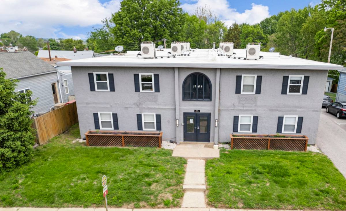 Apartment for rent at 5825 SW Ave, Saint Louis, MO 63139