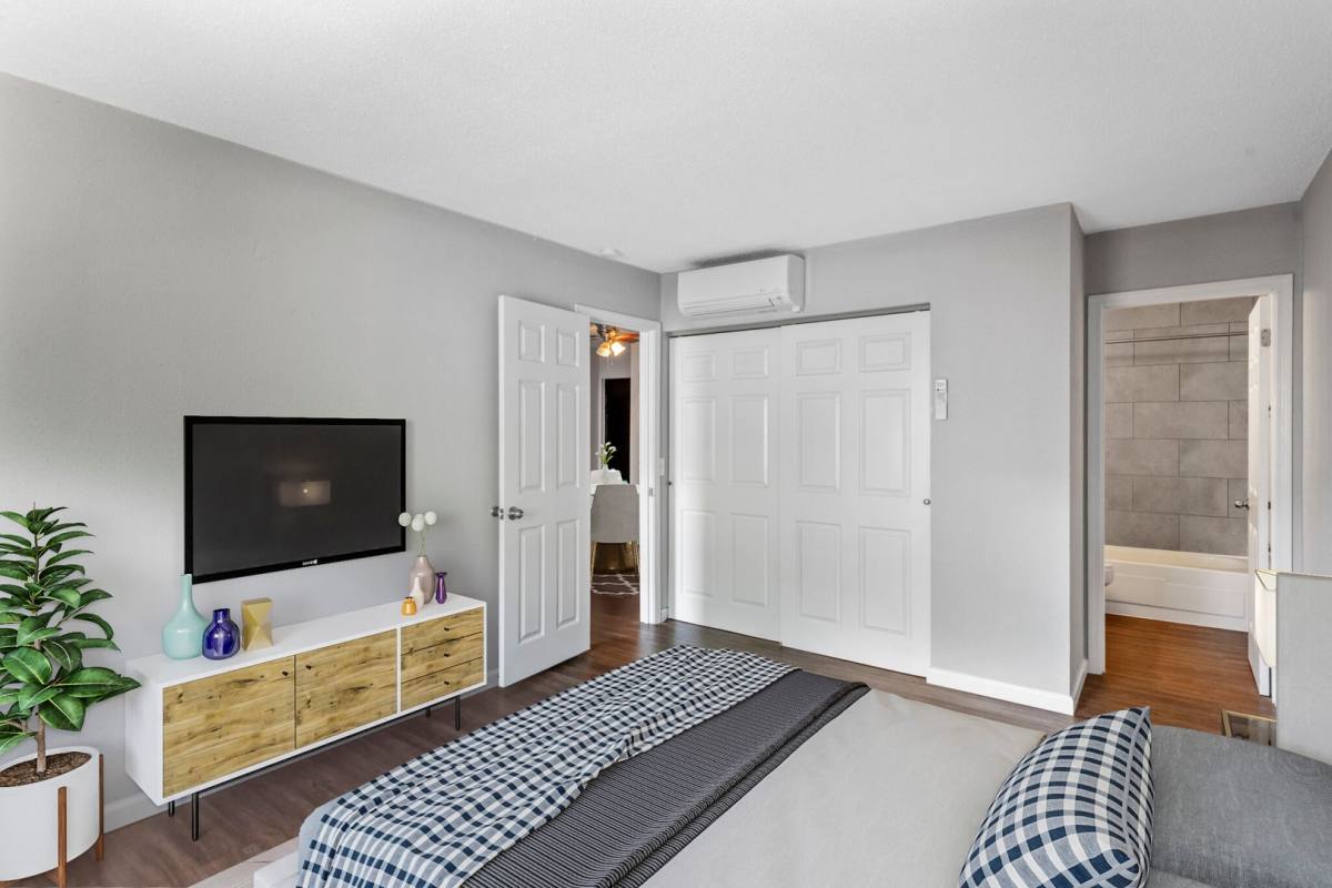 Apartment for rent at 5825 SW Ave, Saint Louis, MO 63139