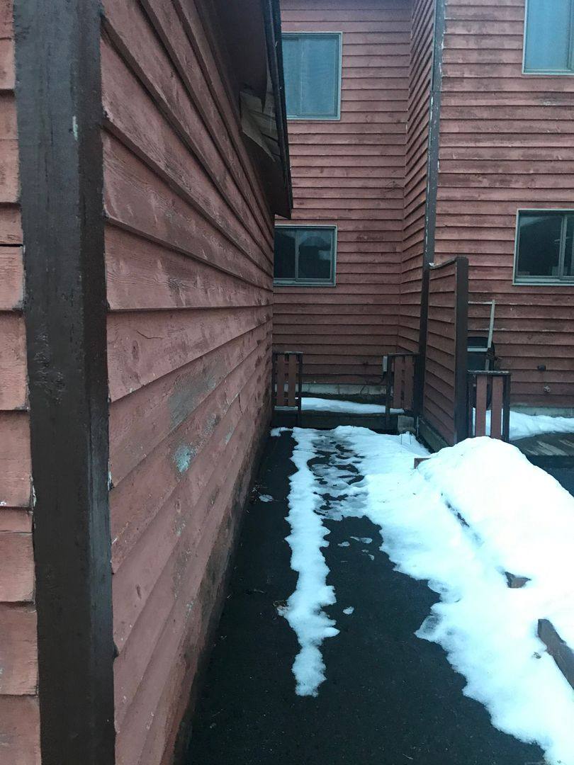 Apartment for rent at 102 Newbury Hollow Lane, Syracuse, NY 13210