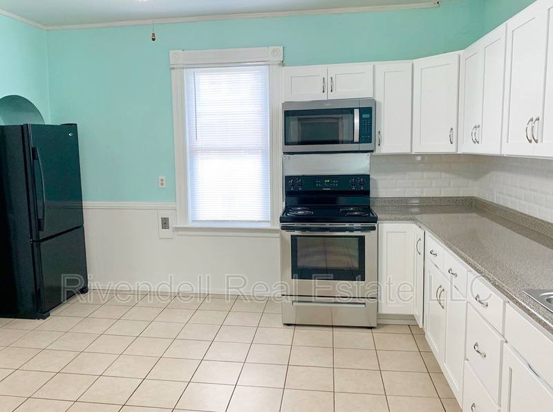 House for rent at 330 Valley St, Willimantic, CT 06226