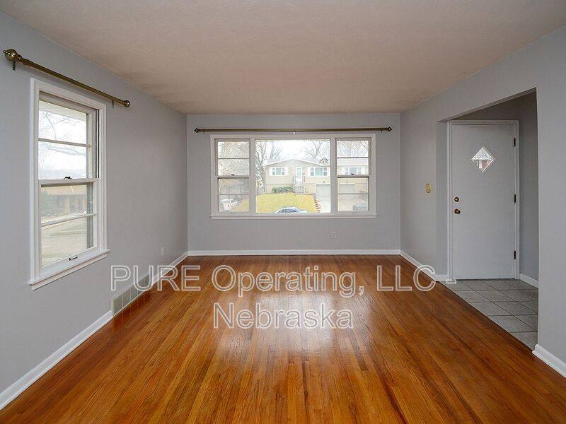 House for rent at 3333 S 82nd St, Omaha, NE 68124