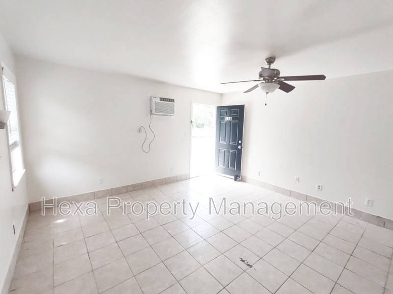 Apartment for rent at 2511 Farm To Market 646 Rd N #4B, Santa Fe, TX 77510