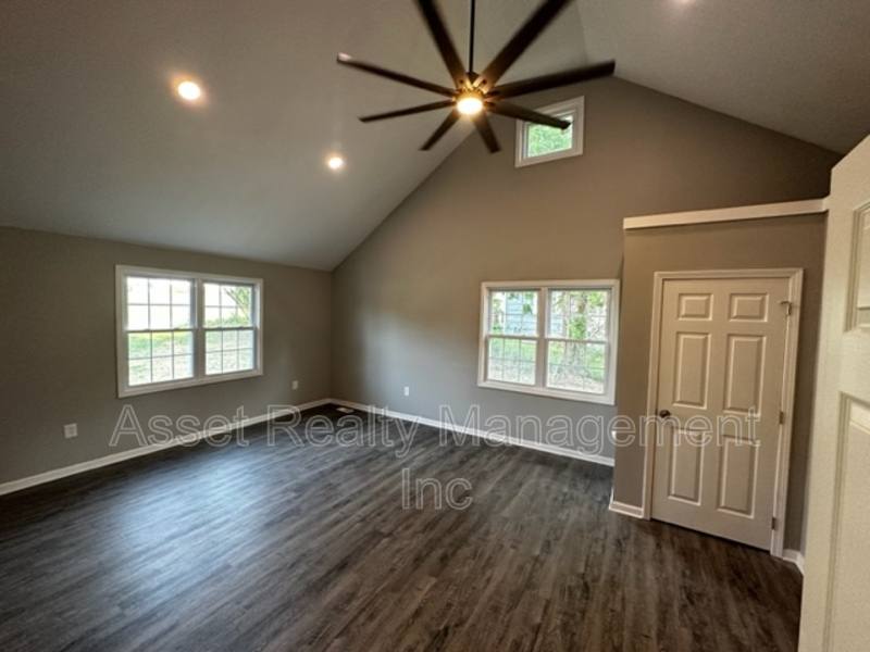 House for rent at 2208 Sanderson Rd, Knoxville, TN 37921