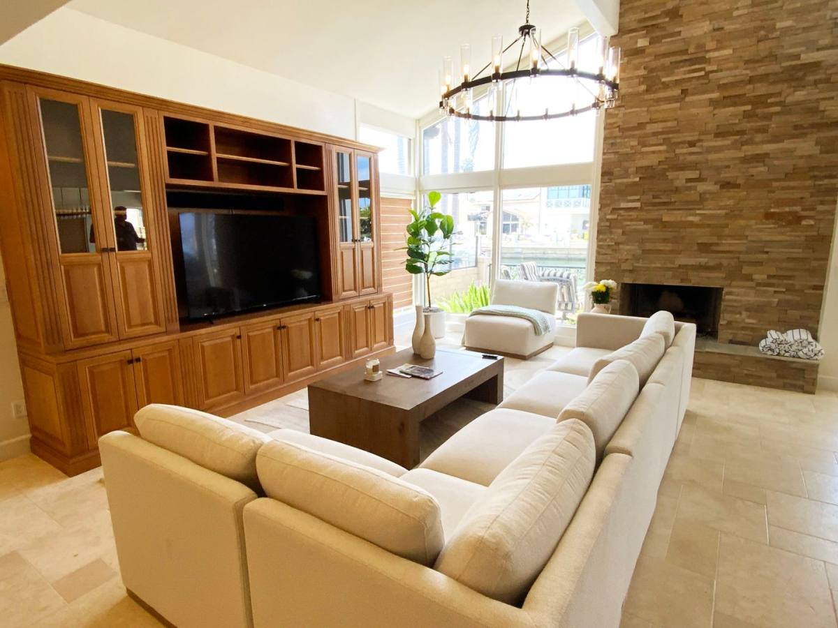 House for rent at 39 Green Turtle Rd, Coronado, CA 92118