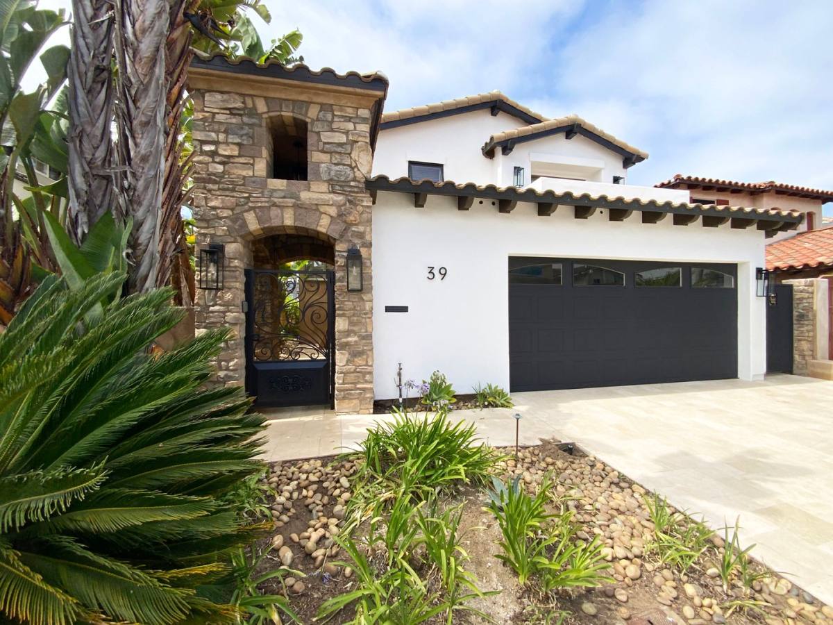 House for rent at 39 Green Turtle Rd, Coronado, CA 92118