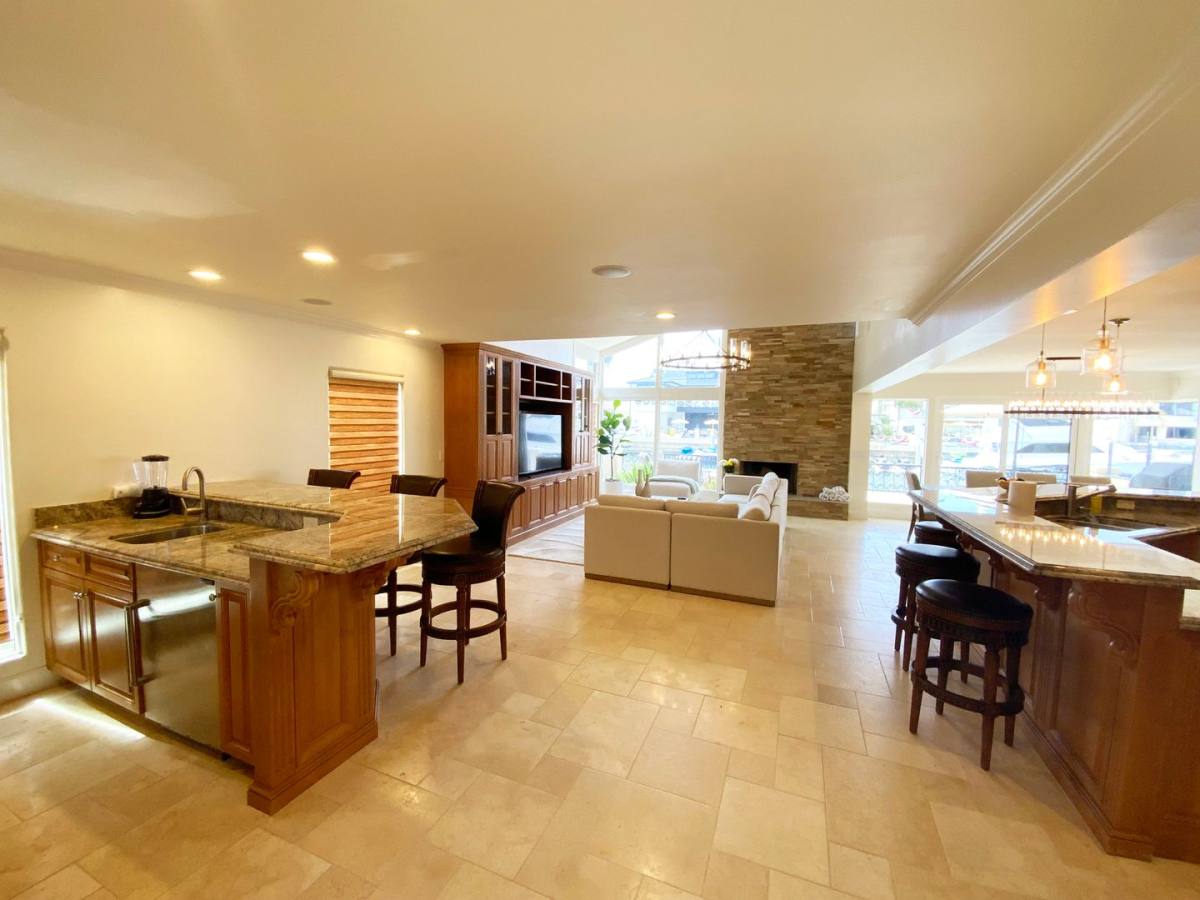 House for rent at 39 Green Turtle Rd, Coronado, CA 92118