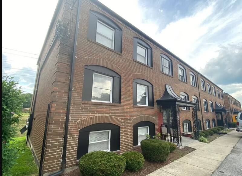 Apartment for rent at 4902 Saddlebrook Lane #3, Louisville, KY 40216