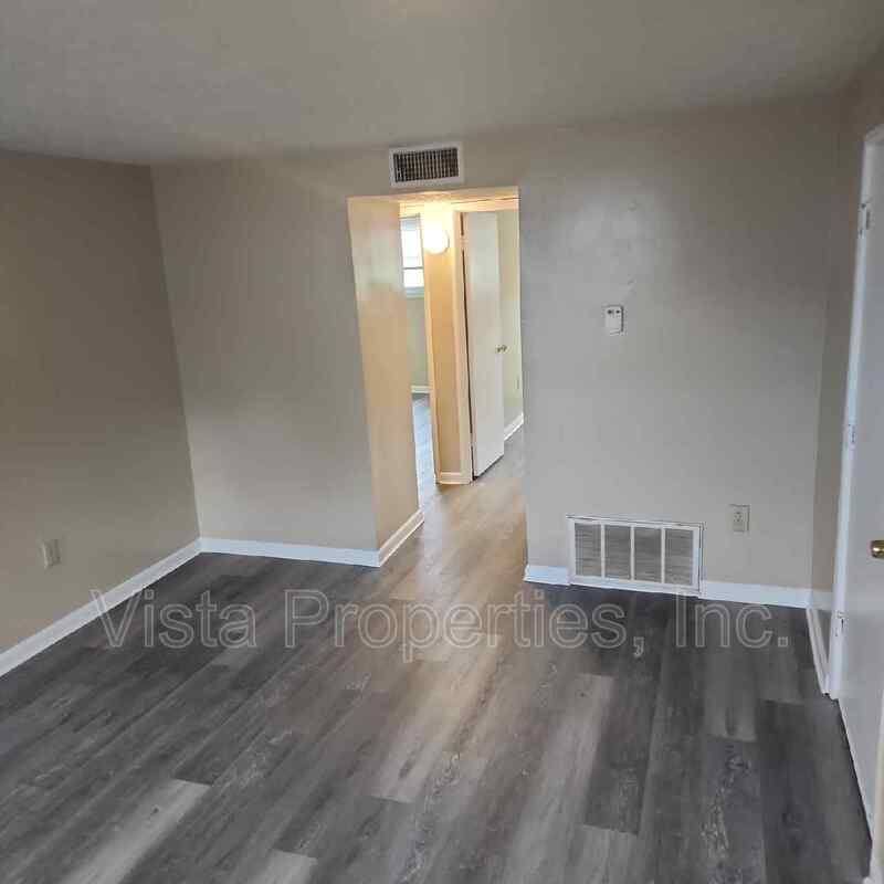 Apartment for rent at 4902 Saddlebrook Lane #3, Louisville, KY 40216