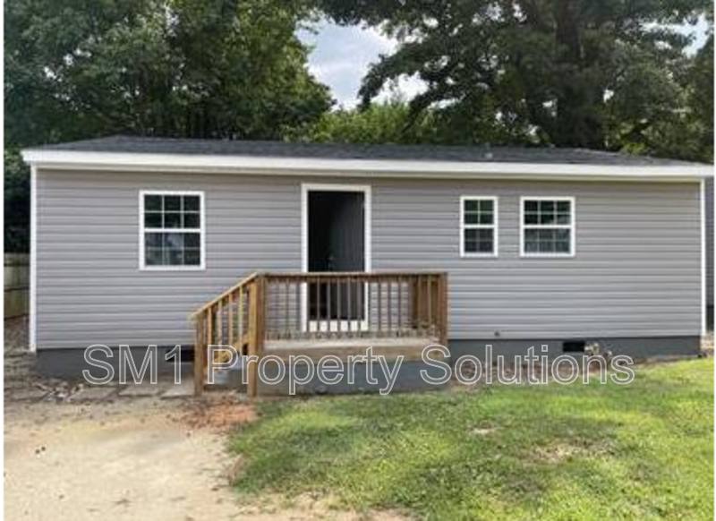 House for rent at 104 Lawndale Ave, High Point, NC 27260