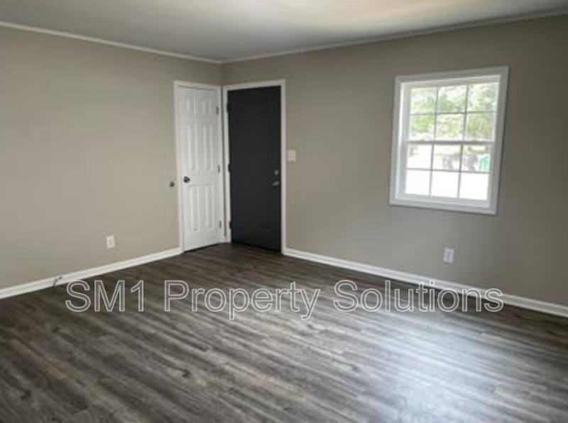 House for rent at 104 Lawndale Ave, High Point, NC 27260