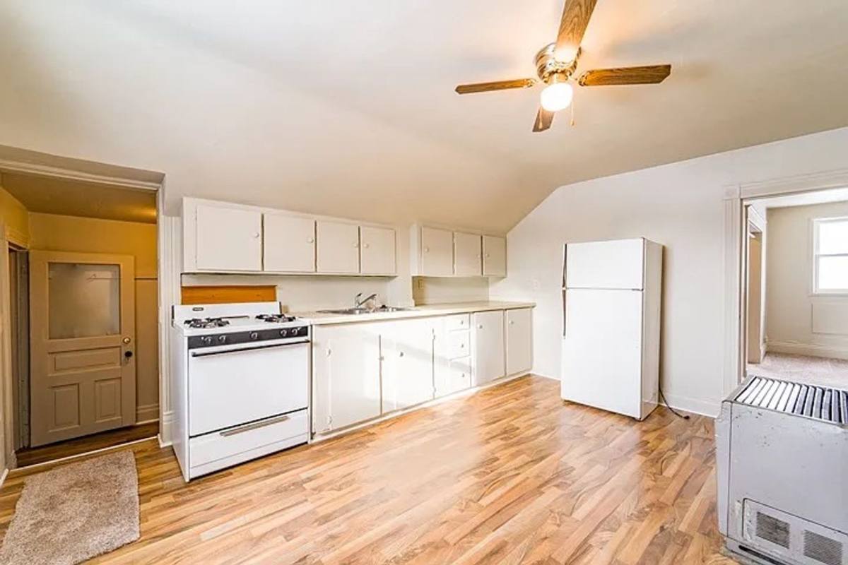 Apartment for rent at 629 Park Ave, Wausau, WI 54403