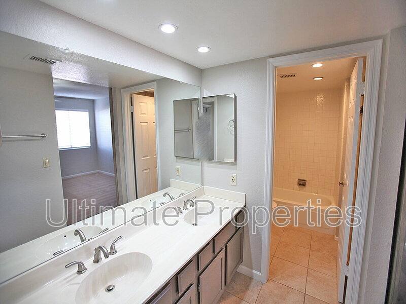 House for rent at 10853 E Yucca St, Scottsdale, AZ 85259