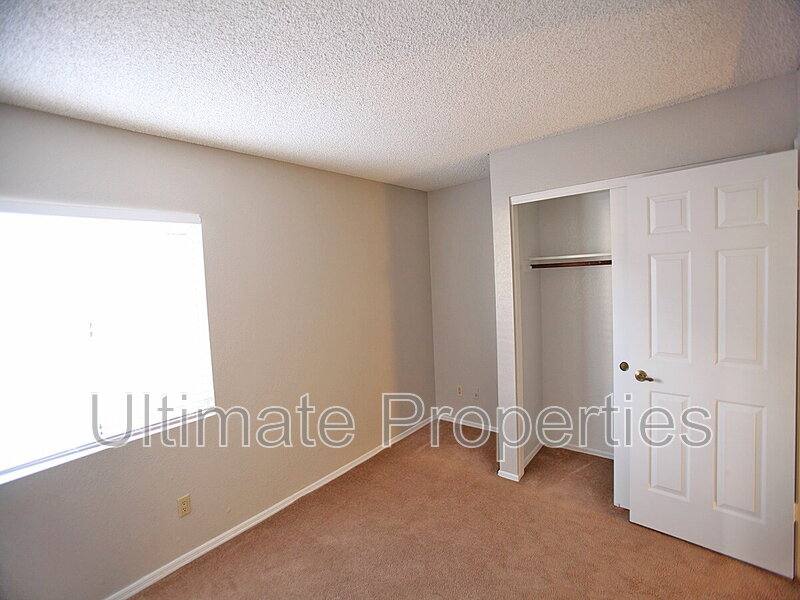 House for rent at 10853 E Yucca St, Scottsdale, AZ 85259
