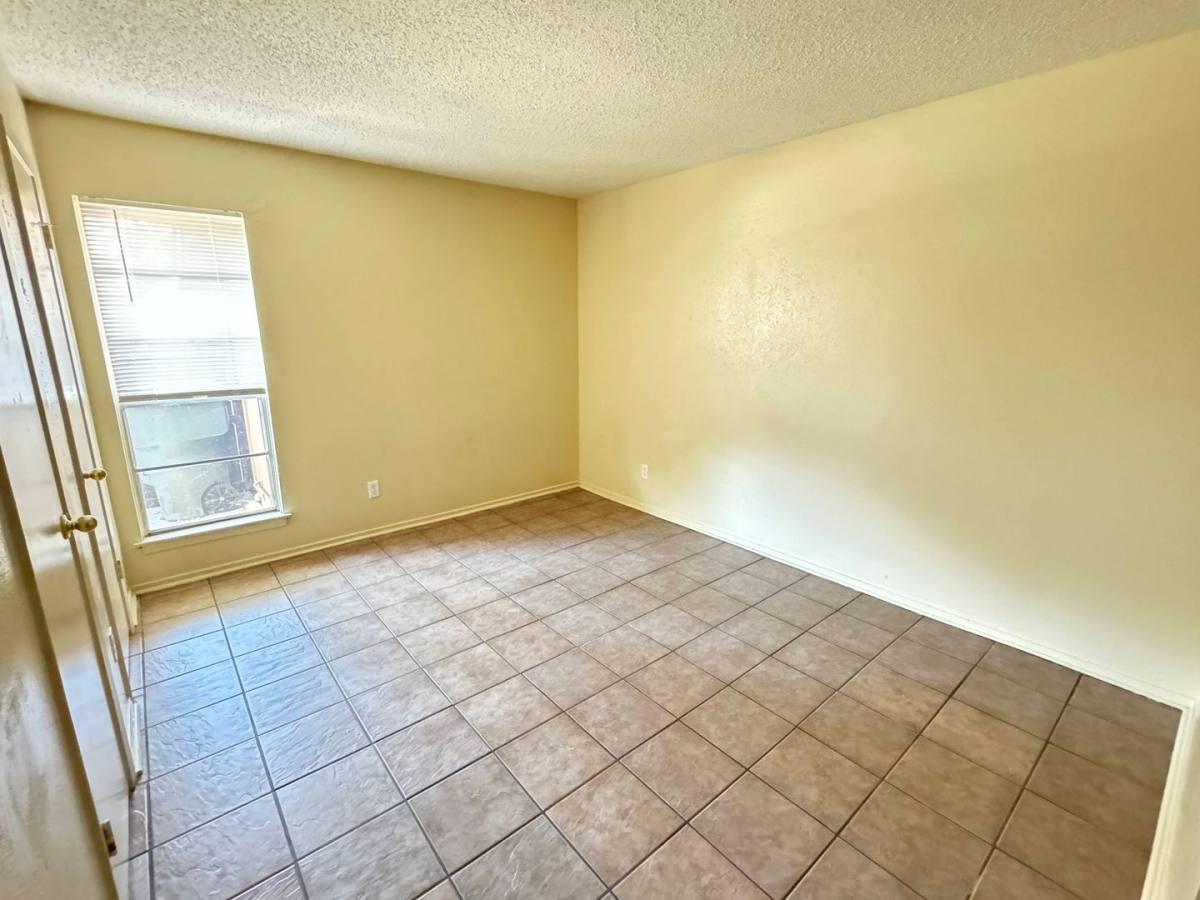 Apartment for rent at 2206 Silverway Dr, Killeen, TX 76549