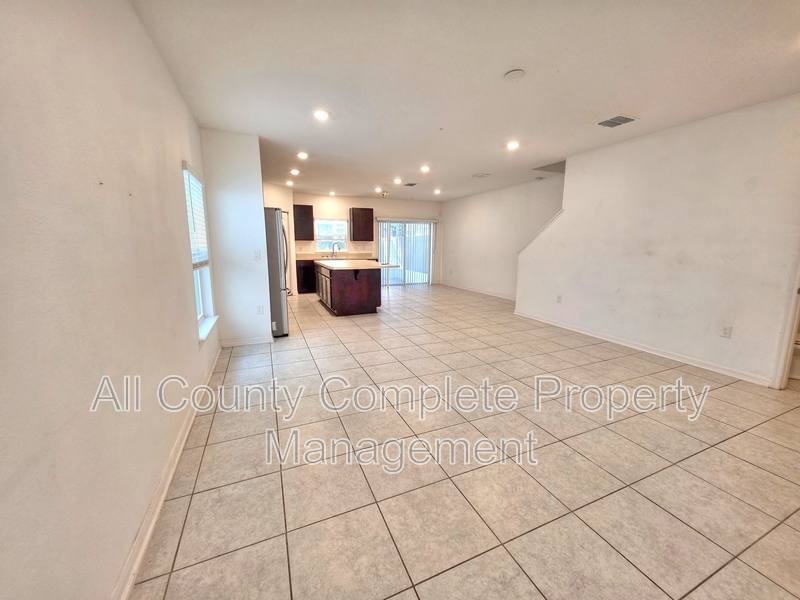 Townhouse for rent at 734 Bent Baum, Jacksonville, FL 32205