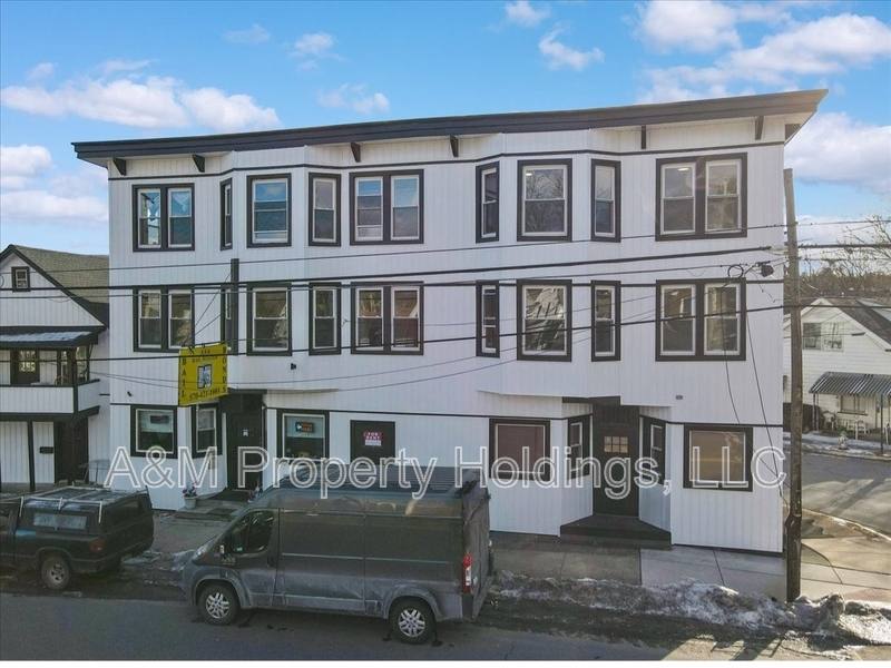 Apartment for rent at 147 N 9th St #204, Stroudsburg, PA 18360