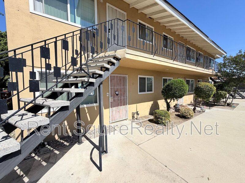 Apartment for rent at 316 N San Gabriel Ave #A, Azusa, CA 91702