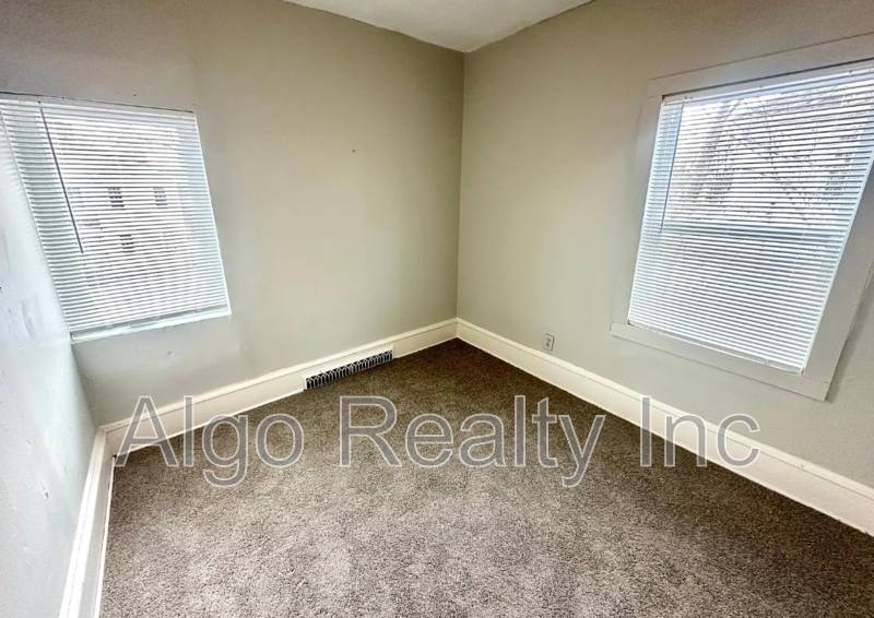 House for rent at 1402 N 21st Ave, Minneapolis, MN 55411