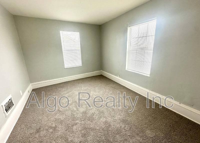House for rent at 1402 N 21st Ave, Minneapolis, MN 55411