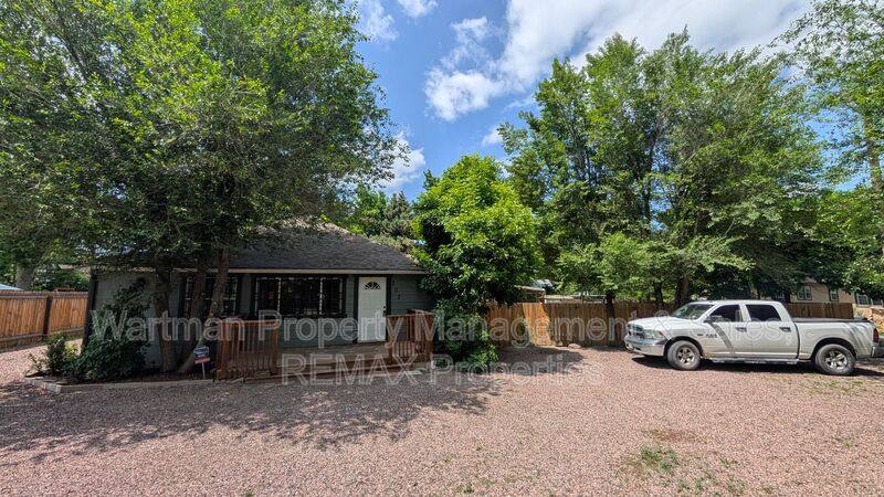 House for rent at 202 Cheyenne Blvd, Colorado Springs, CO 80905