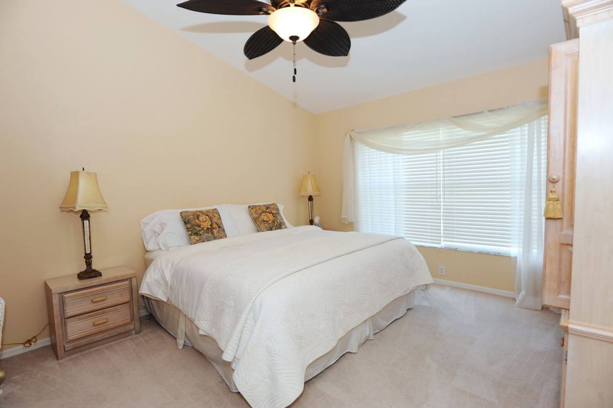 Condo for rent at 3930 Windward Passage, Bonita Springs, FL 34134