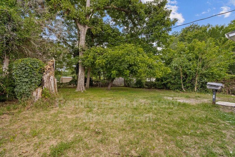 House for rent at 4813 Court S, Birmingham, AL 35208