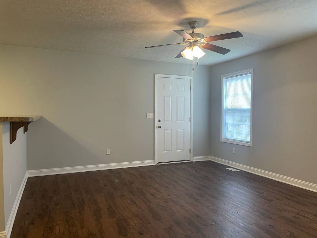 Apartment for rent at 429 Upper Stone Ave, Bowling Green, KY 42101