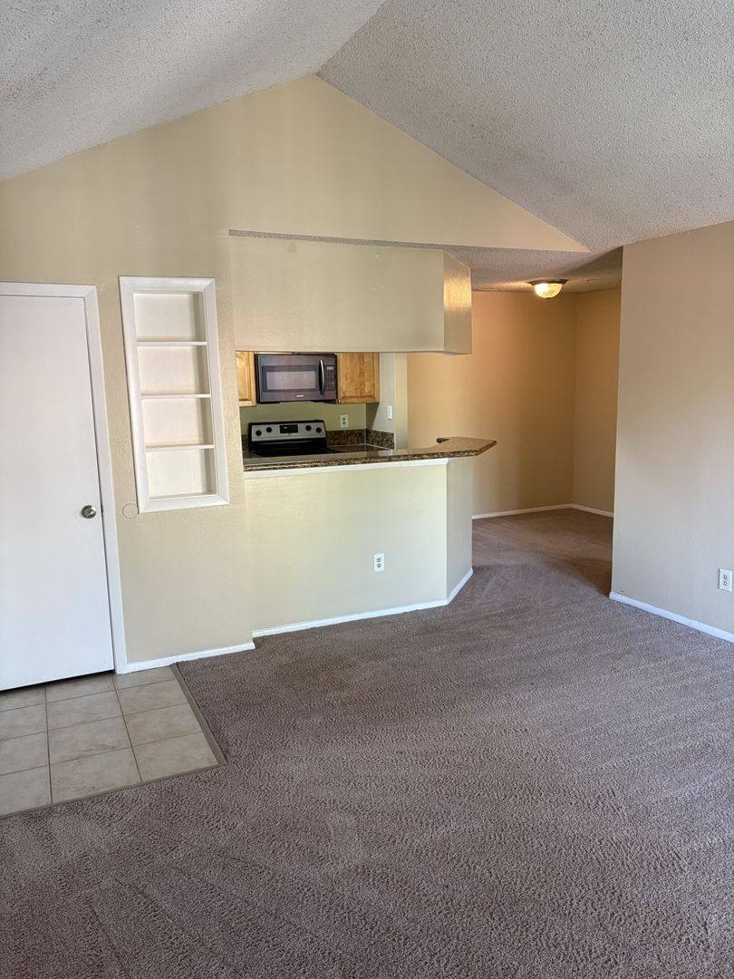 Apartment for rent at 249 Afton Square, Altamonte Springs, FL 32714
