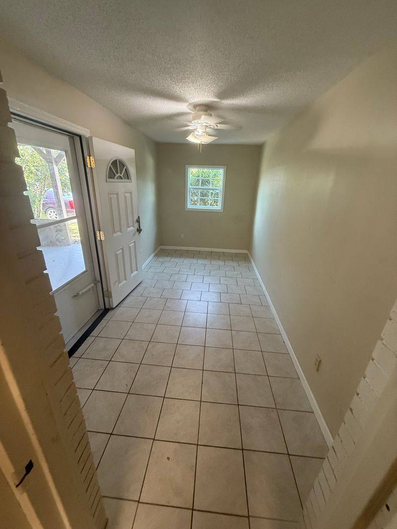 Apartment for rent at 501 Vandell Blvd, Gadsden, AL 35904
