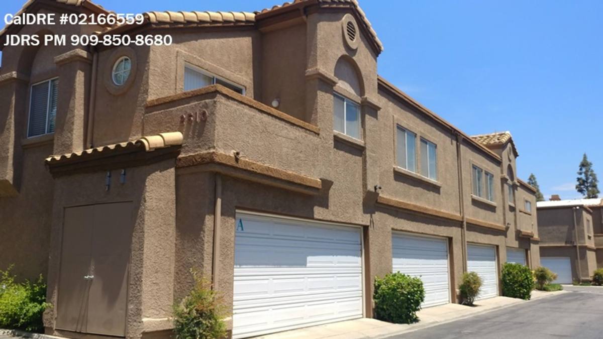 Townhouse for rent at 2510 Moon Dust Dr, Chino Hills, CA 91709