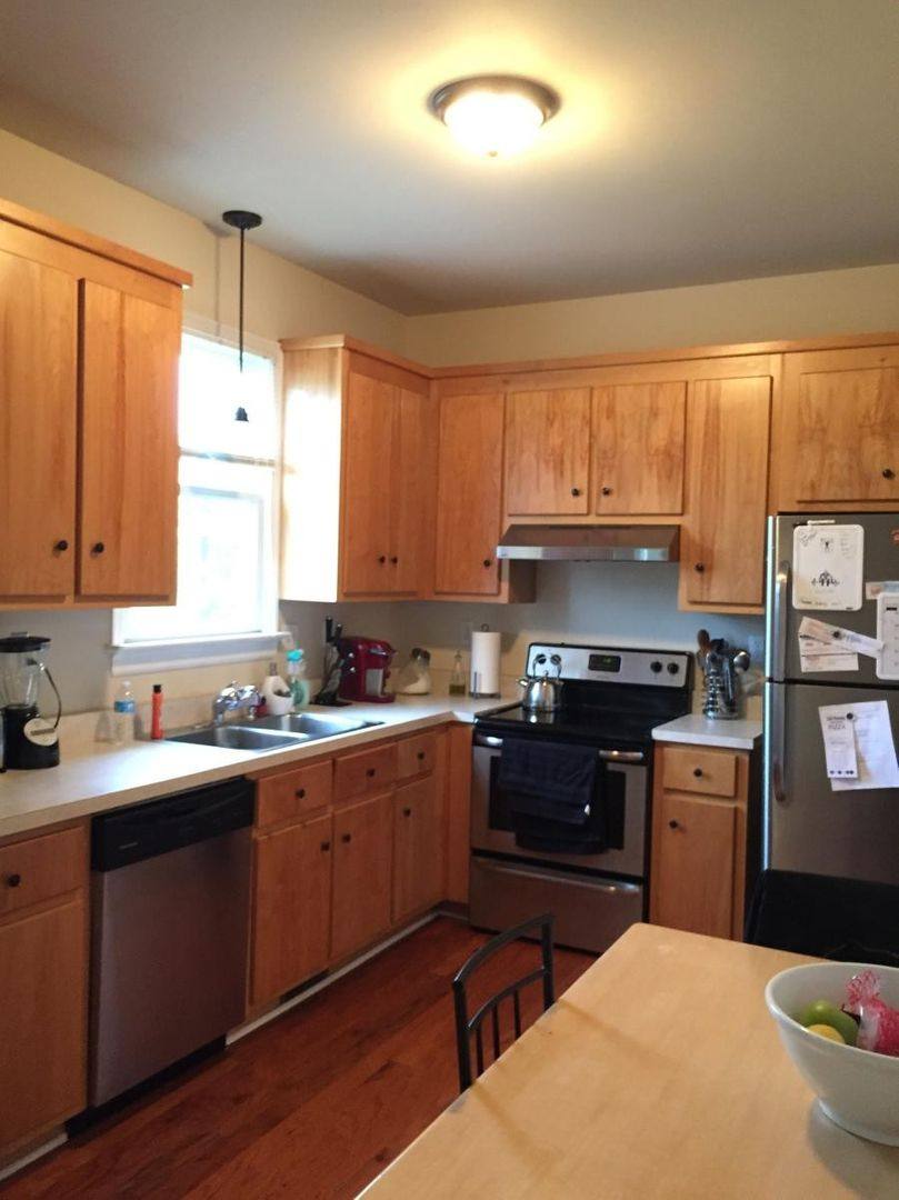 House for rent at 731 W Leigh St, Richmond, VA 23220