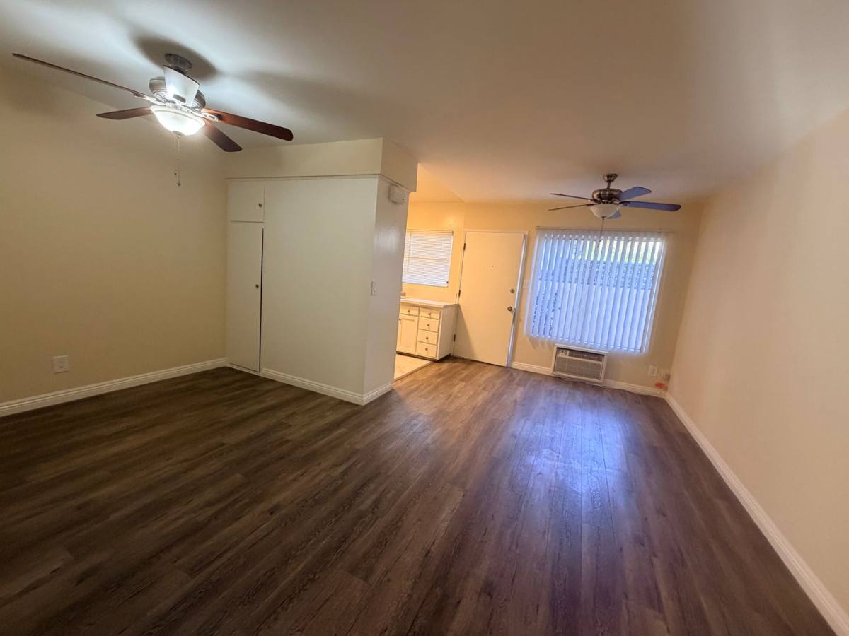 Apartment for rent at 1148 Sonora Ave, Glendale, CA 91201