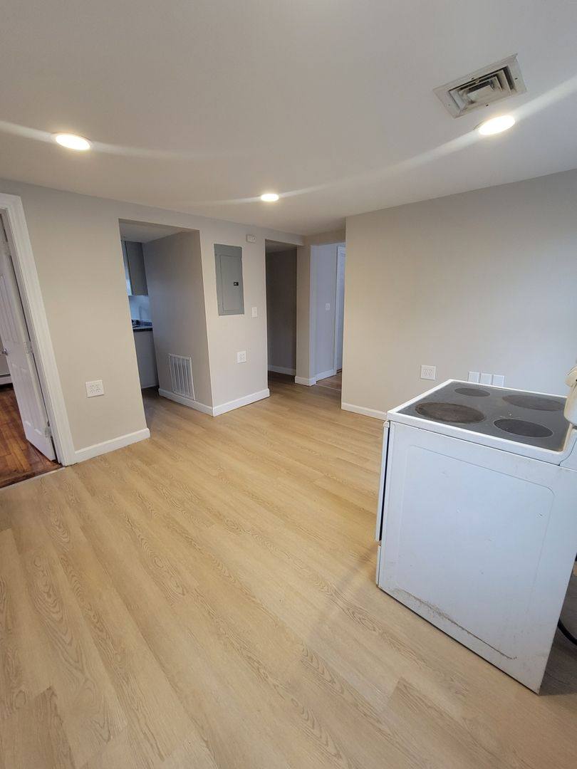 Apartment for rent at 15 Broadway, Haverhill, MA 01832
