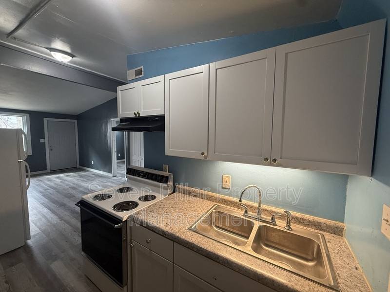 Townhouse for rent at 1629 Lexington Ave #A, Columbus, OH 43211
