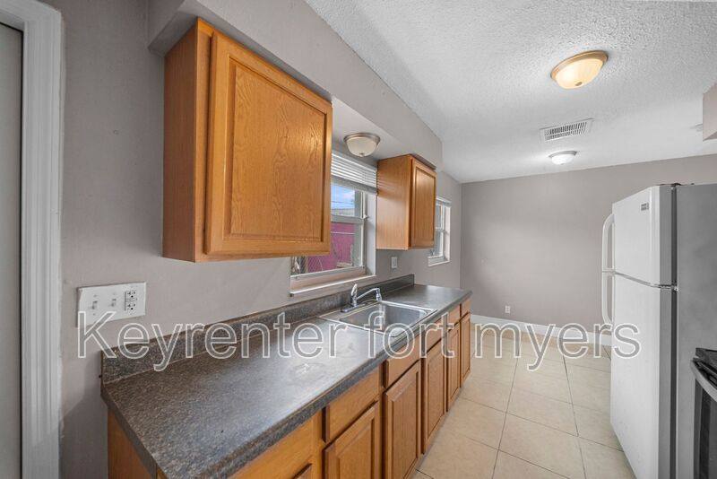 Apartment for rent at 5458 5th Ave, Fort Myers, FL 33907