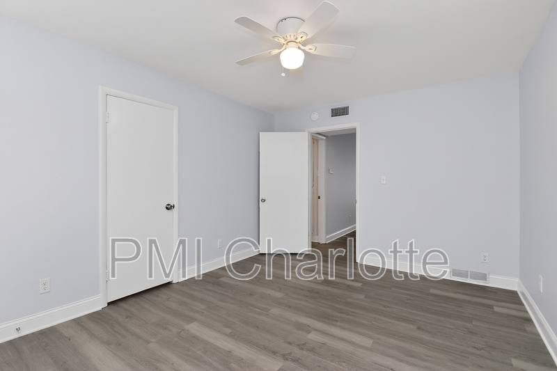 Condo for rent at 831 McAlway Rd #4, Charlotte, NC 28211