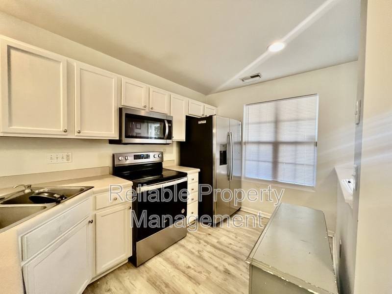 Townhouse for rent at 7720 Averette Field Dr, Raleigh, NC 27616